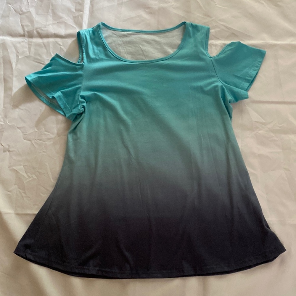 Cold-shoulder Top